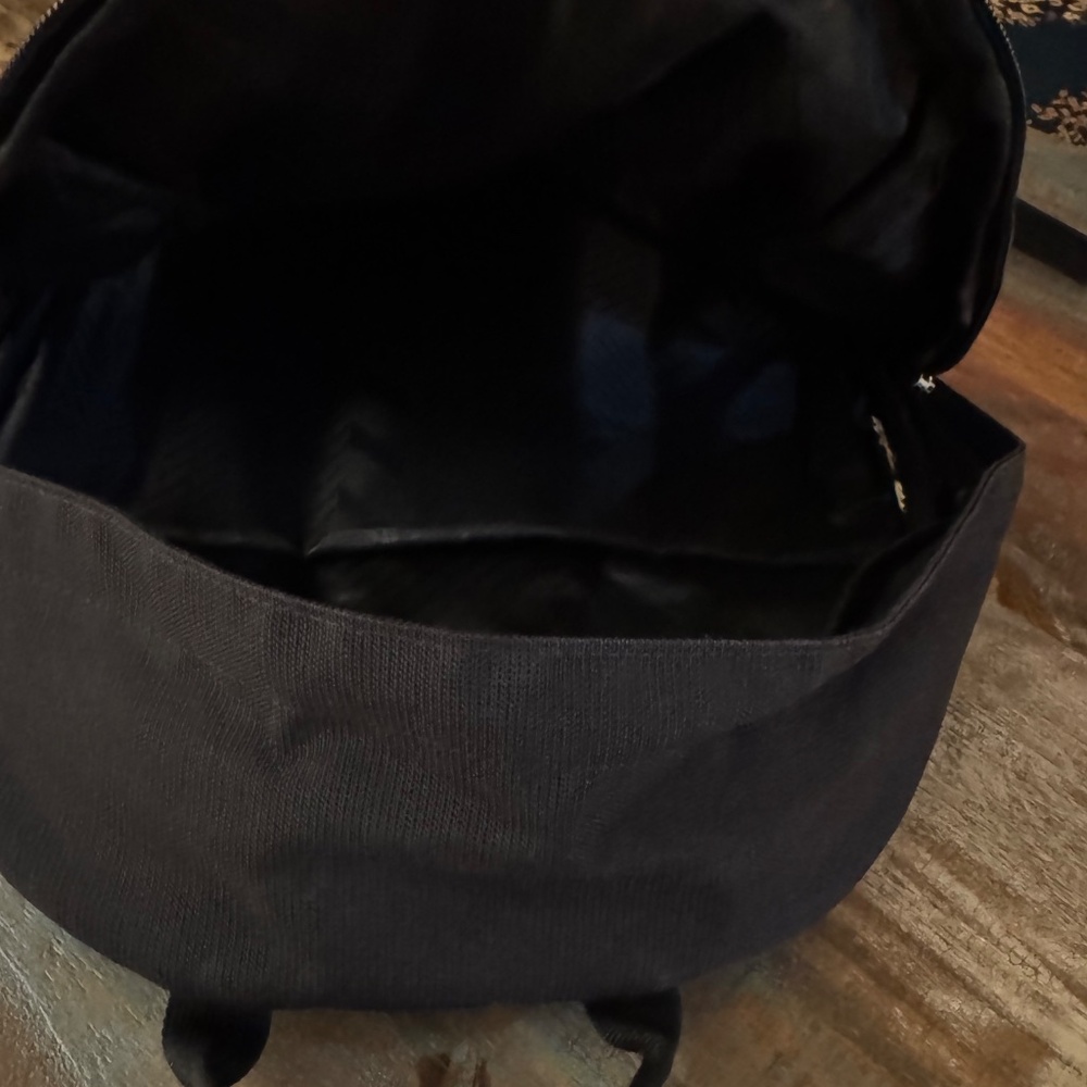 Oakley Black Backpack - Picture 4 of 4
